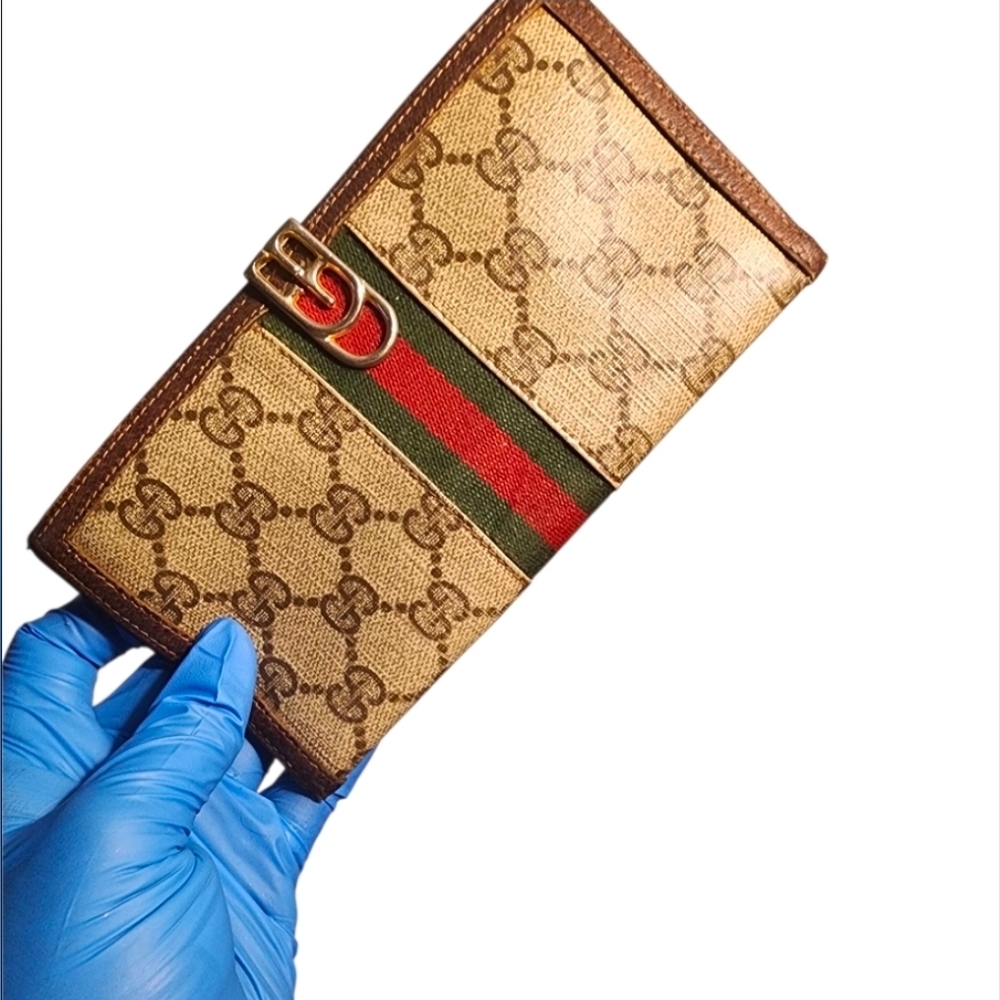 Gucci Sherry Web Striped 1970S Checkbook Agenda Passport Wallet